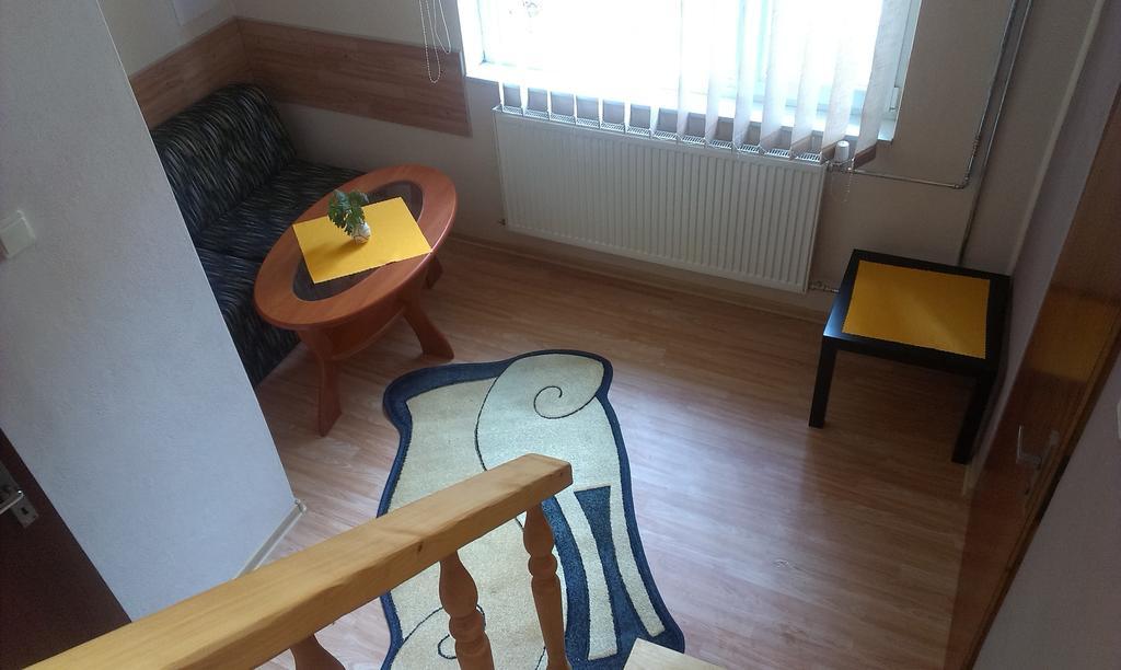 Penzion Marina Pri Slovenskej Restauracii Brezno Cameră foto