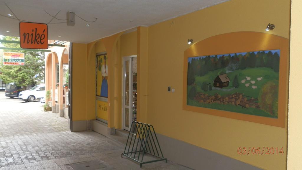 Penzion Marina Pri Slovenskej Restauracii Brezno Cameră foto